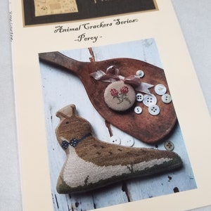 Peroy, Animal Crackers Series by Stacy Nash Primitives...cross stitch chart, bird