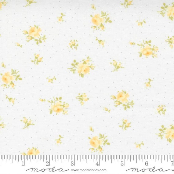 The Shores Linen White Sunshine 18744 31 by Brenda Riddle of Acorn Quilt Company for Moda Fabrics