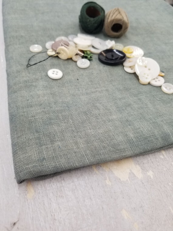 Weeks Dye Works, Dove, 36ctZ, Fat Quarter, 100% linen, cross stitch linen, Zweigart base