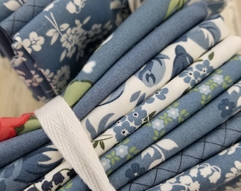 Blue fat quarter bundle...8 fat quarters