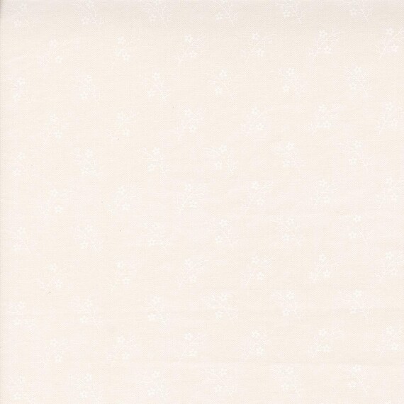 Itty Bitty Backgrounds...Off White...49289 11...Primitive Gatherings...Moda Fabrics