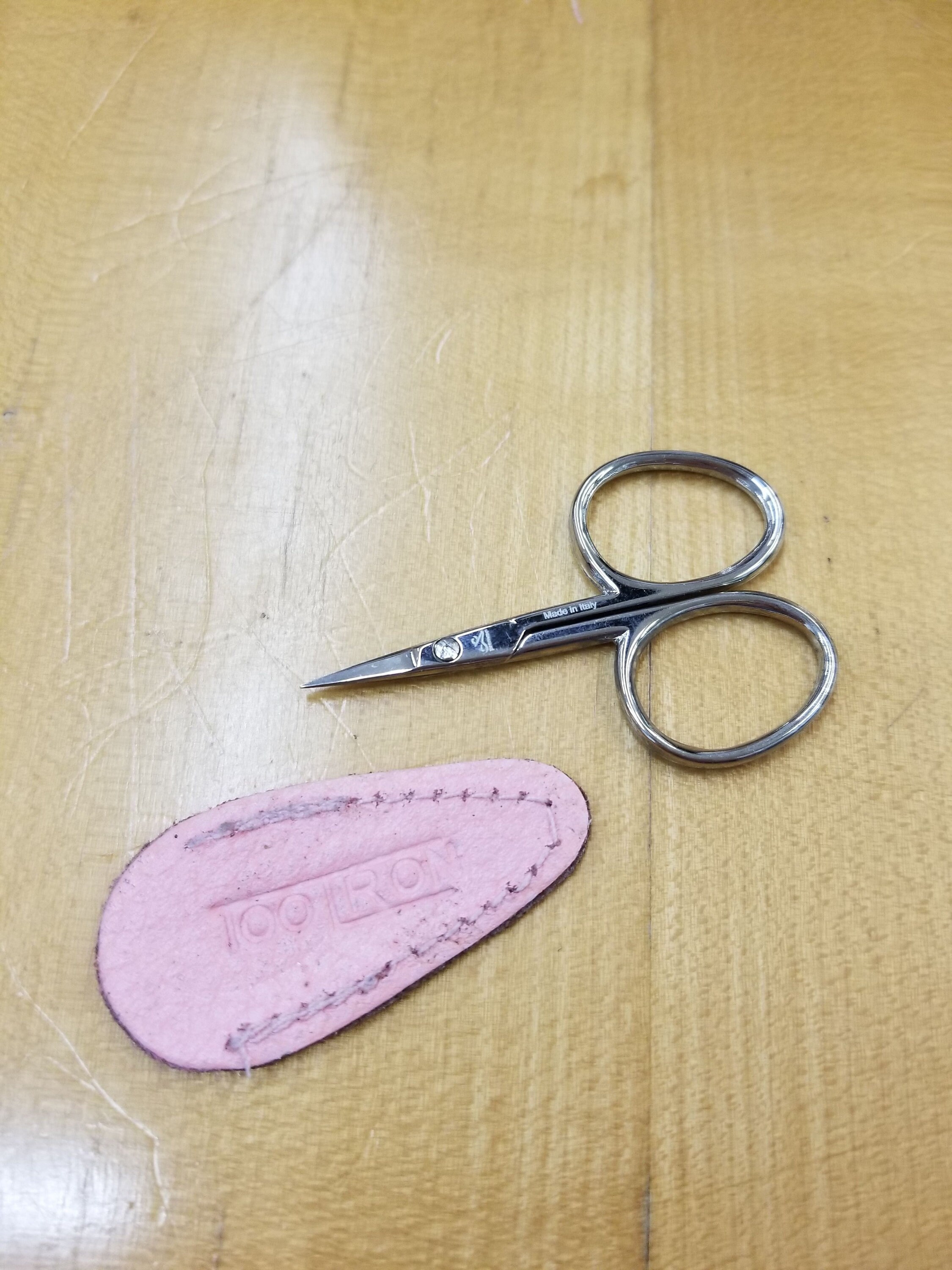 Tooltron World's Smallest Functional Scissors 2 1/2 inches...scissors and leather sheath