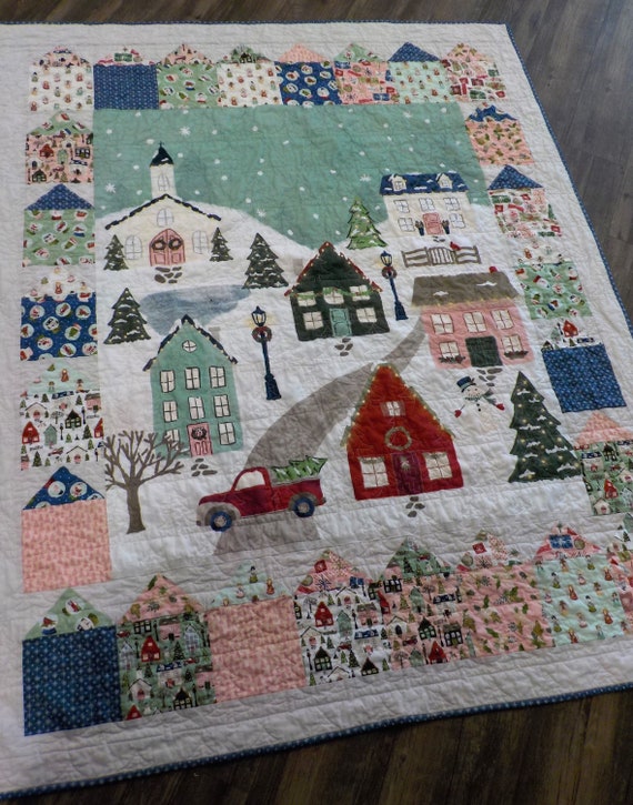 PDF Christmas-Town quilt pattern...designed by Mickey Zimmer for Sweetwater Cotton Shoppe