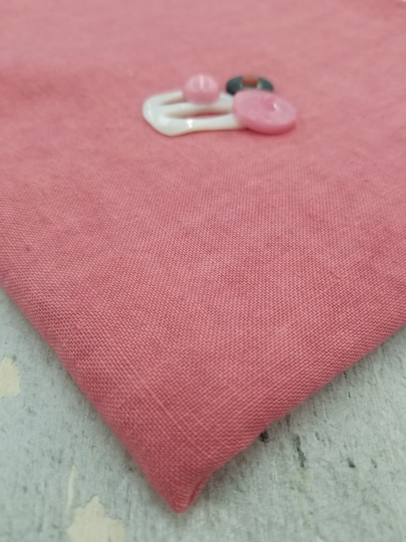Weeks Dye Works, Red Pear, 40ct, Fat Quarter, 100% linen, cross stitch linen