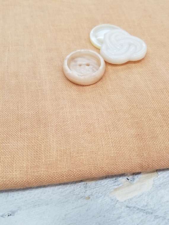 Weeks Dye Works, Chickpea, 32ct, Fat Quarter, 100% linen, cross stitch linen