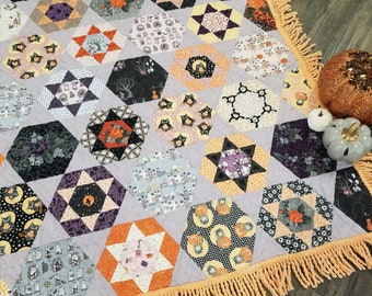 Berry Lush Hexagons quilt pattern...EPP quilt pattern...machine piecing option