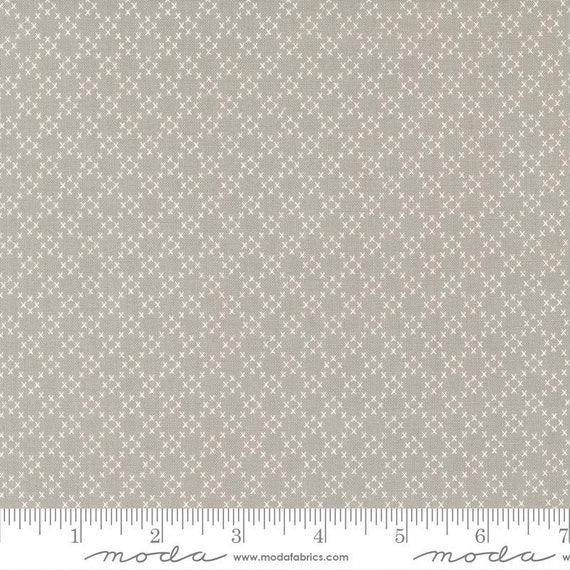 Ellie Pebble 18764 18 by Brenda Riddle of Acorn Quilt Company for Moda Fabrics