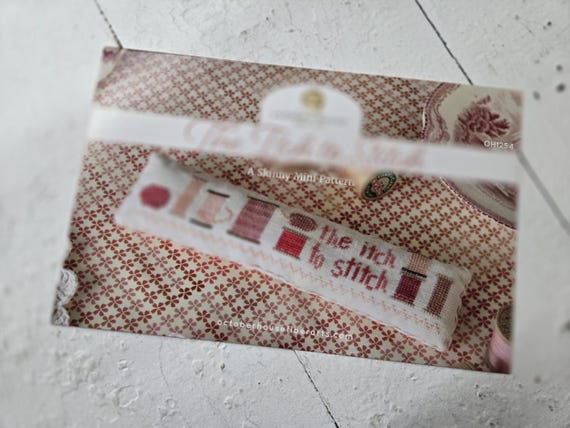 The Itch to Stitch...October House Fiber Arts...cross stitch chart...skinny mini pattern