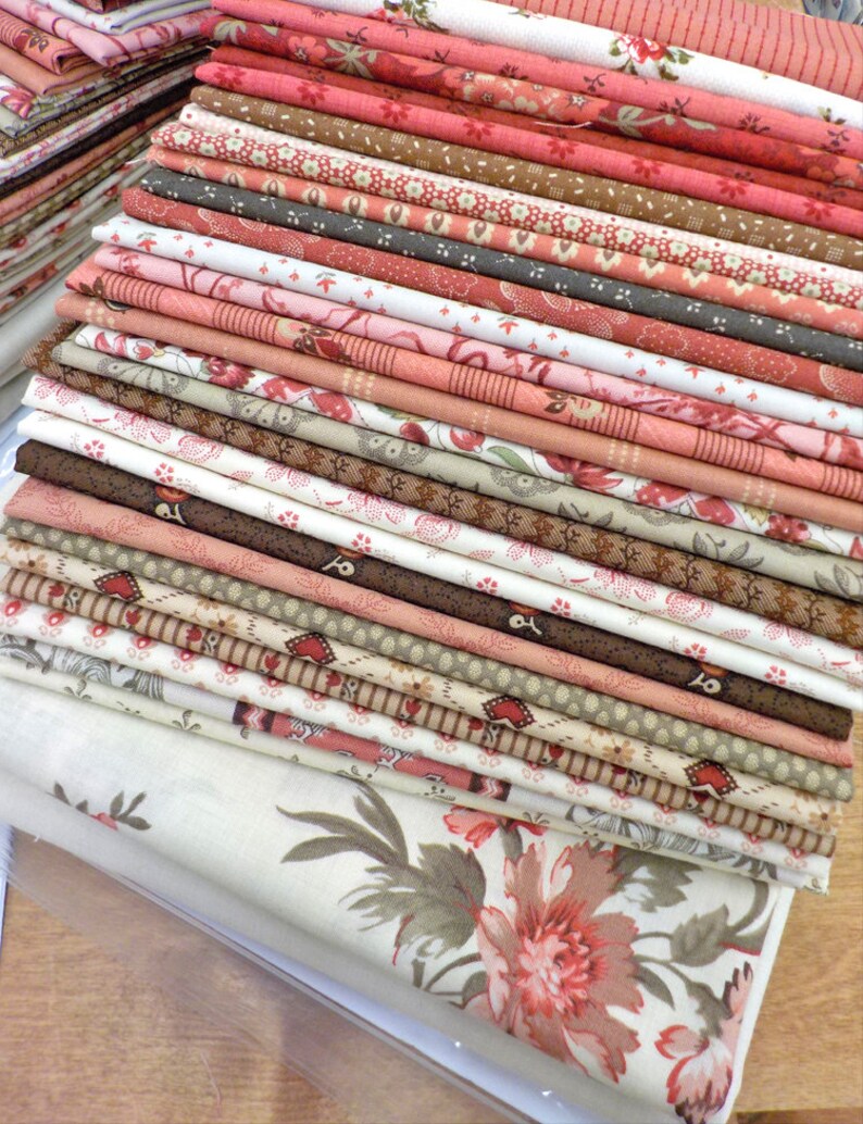 Ring of Roses by Susan Ambrose for Somerset Designs...quilt kit including pattern and complete paper piece pack acrylics