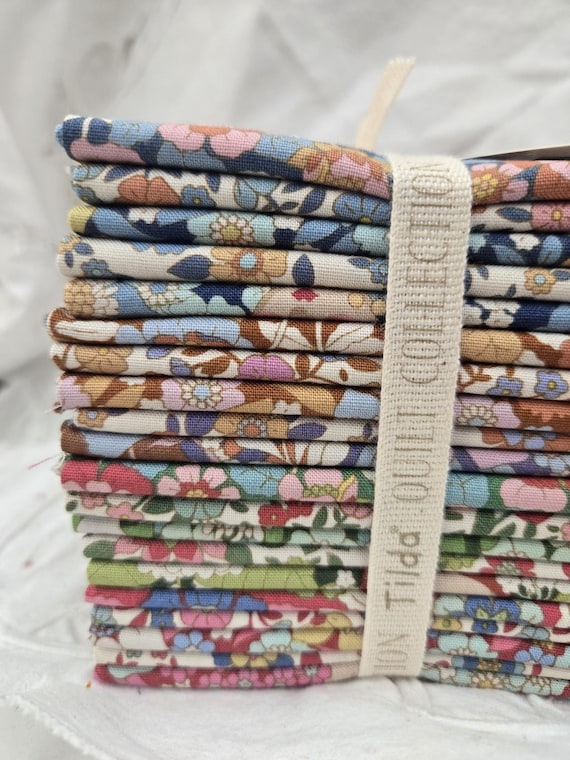 Wallflower...Fat 8th Bundle...a Tilda Collection...Tone Finnanger...20 prints