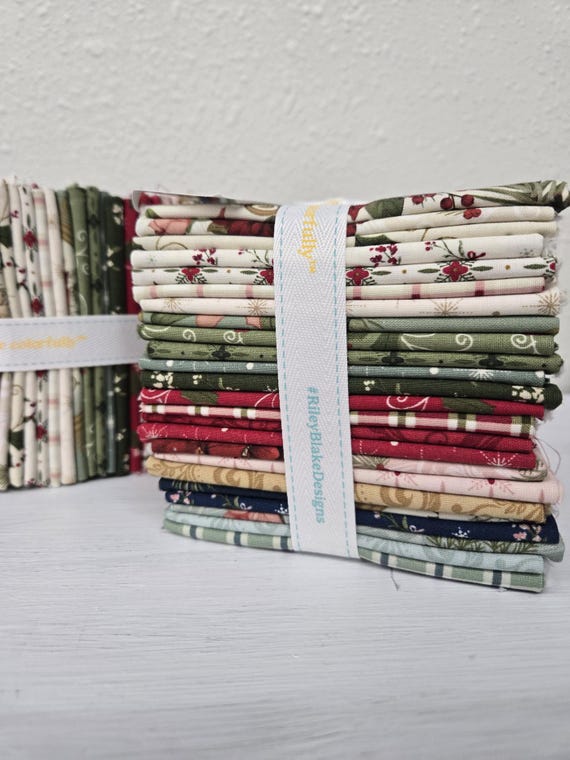 Christmas Greetings...FQ Bundle...Sandy Gervais...Riley Blake Designs...24 prints
