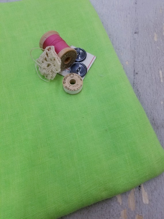 Weeks Dye Works, Chartreuse, 36ct, Fat Quarter, 100% linen, cross stitch linen