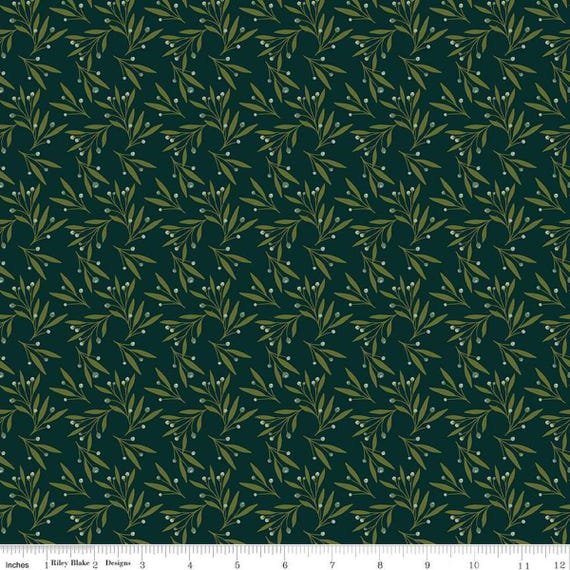 Christmas Is in Town...Mistletoe...C14745-FOREST......Sandy Gervais...Riley Blake Designs
