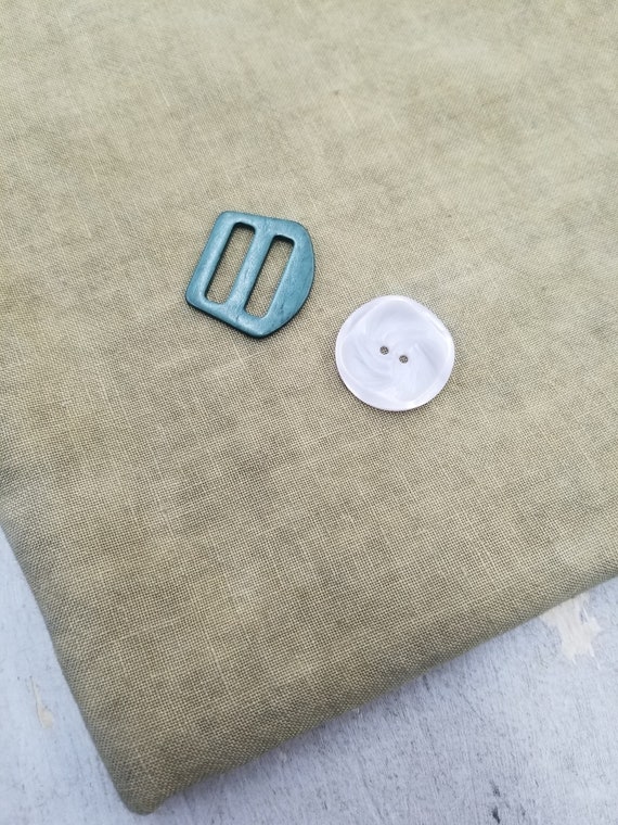 Weeks Dye Works, Putty, 36ctZ, Fat Quarter, 100% linen, cross stitch linen, Zweigart base