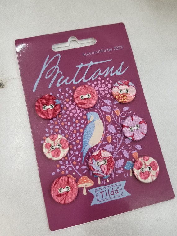 Hibernation Hibiscus buttons...Tilda autumn/winter 2023 collection designed by Tone Finnanger