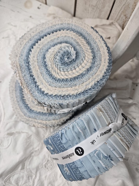 Sewing Bird...Double Scoop...Edyta Sitar...Laundry Basket Quilts...Andover...40--2 1/2 inch strips