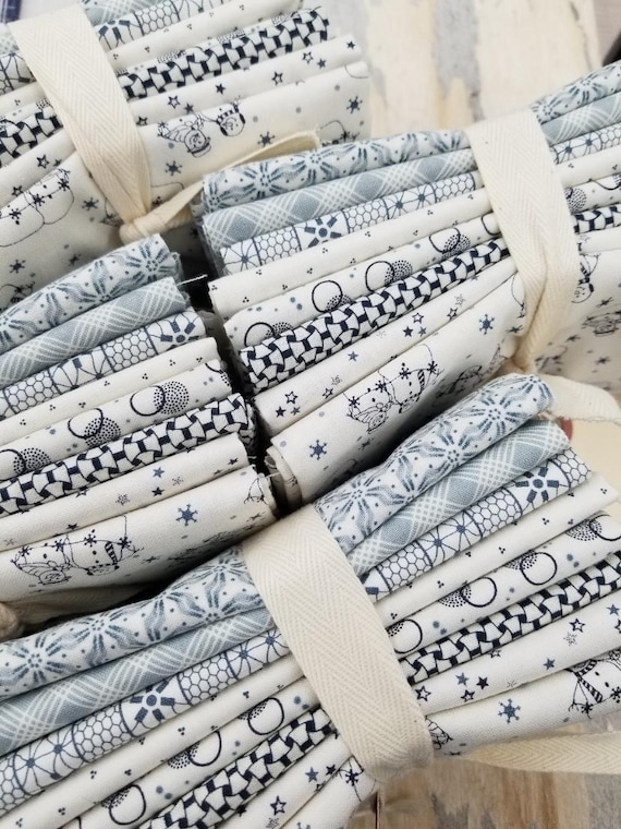 Snowman Gatherings IV...snow fat quarter bundle...Primitive Gatherings...Moda Fabrics