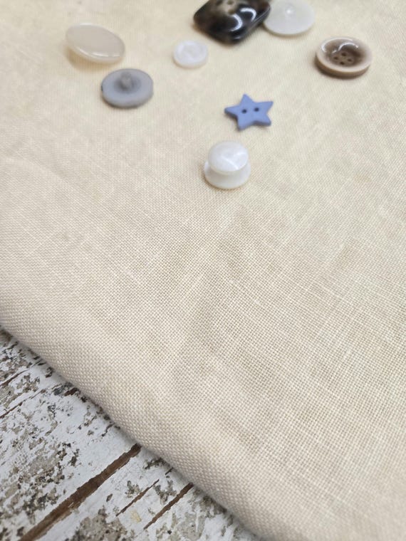 Weeks Dye Works, Light Khaki, 35ct, Fat Quarter, 100% linen, cross stitch linen