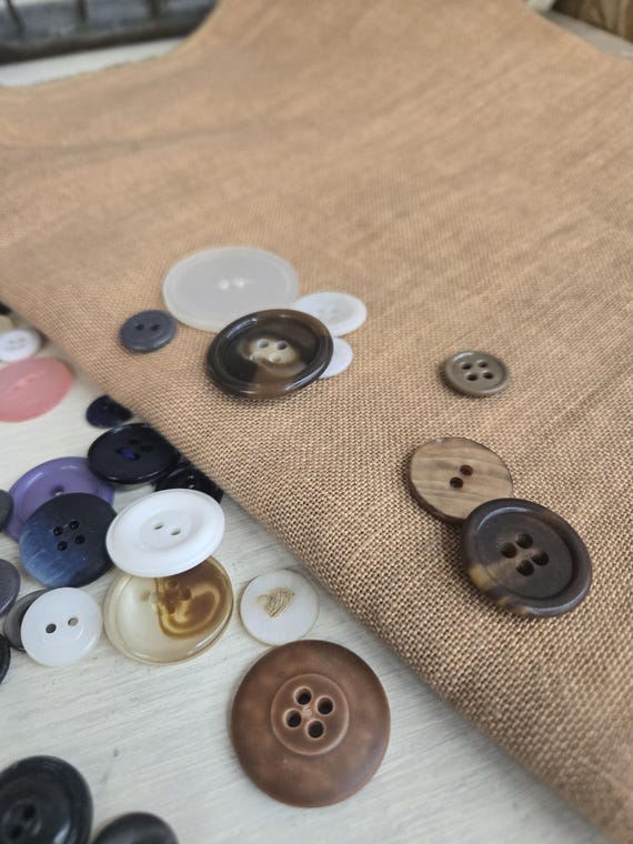 Weeks Dye Works...Mocha...32ct...Fat Quarter...100% linen...cross stitch