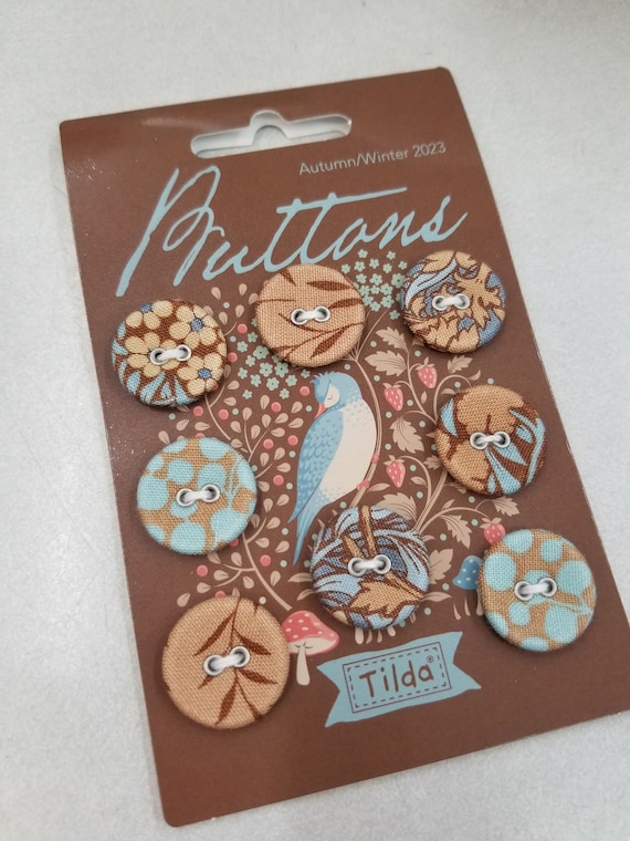 Hibernation Pecan buttons...Tilda autumn/winter 2023 collection designed by Tone Finnanger