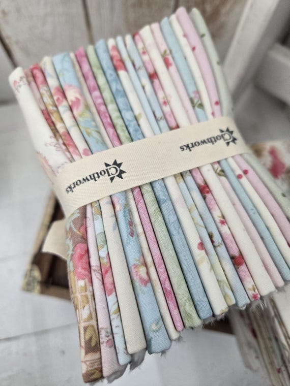 Charlotte...FQ bundle...Clothworks...19 prints