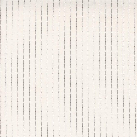 Itty Bitty Backgrounds...Off White...49284 13...Primitive Gatherings...Moda Fabrics