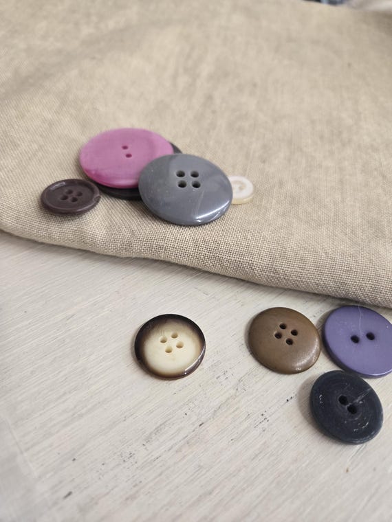 Weeks Dye Works, Beige, 36ctZ, Fat Quarter, 100% linen, cross stitch linen