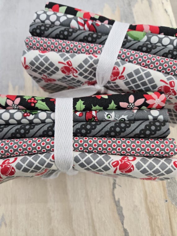 Kitty Christmas...Coal FQ Bundle...Urban Chiks...Moda Fabrics