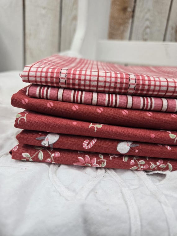 A Very Sweet Christmas...HALF Yard Red bundle...Anne Sutton/Bunny Hill Designs...Moda Fabrics...6 prints