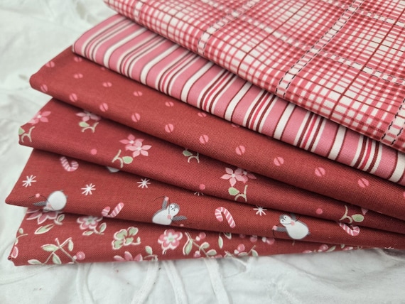 A Very Sweet Christmas...fat quarter Red bundle...Anne Sutton/Bunny Hill Designs...Moda Fabrics...6 prints