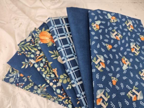 I Love Fall Most of All...Harvest Night FQ Bundle...Deb Strain...Moda Fabrics...7 prints