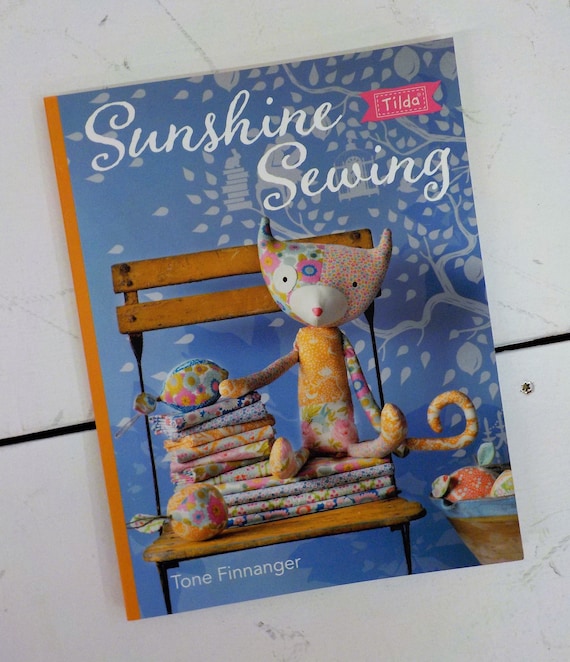 Sunshine Sewing by Tone Finnanger of Tilda