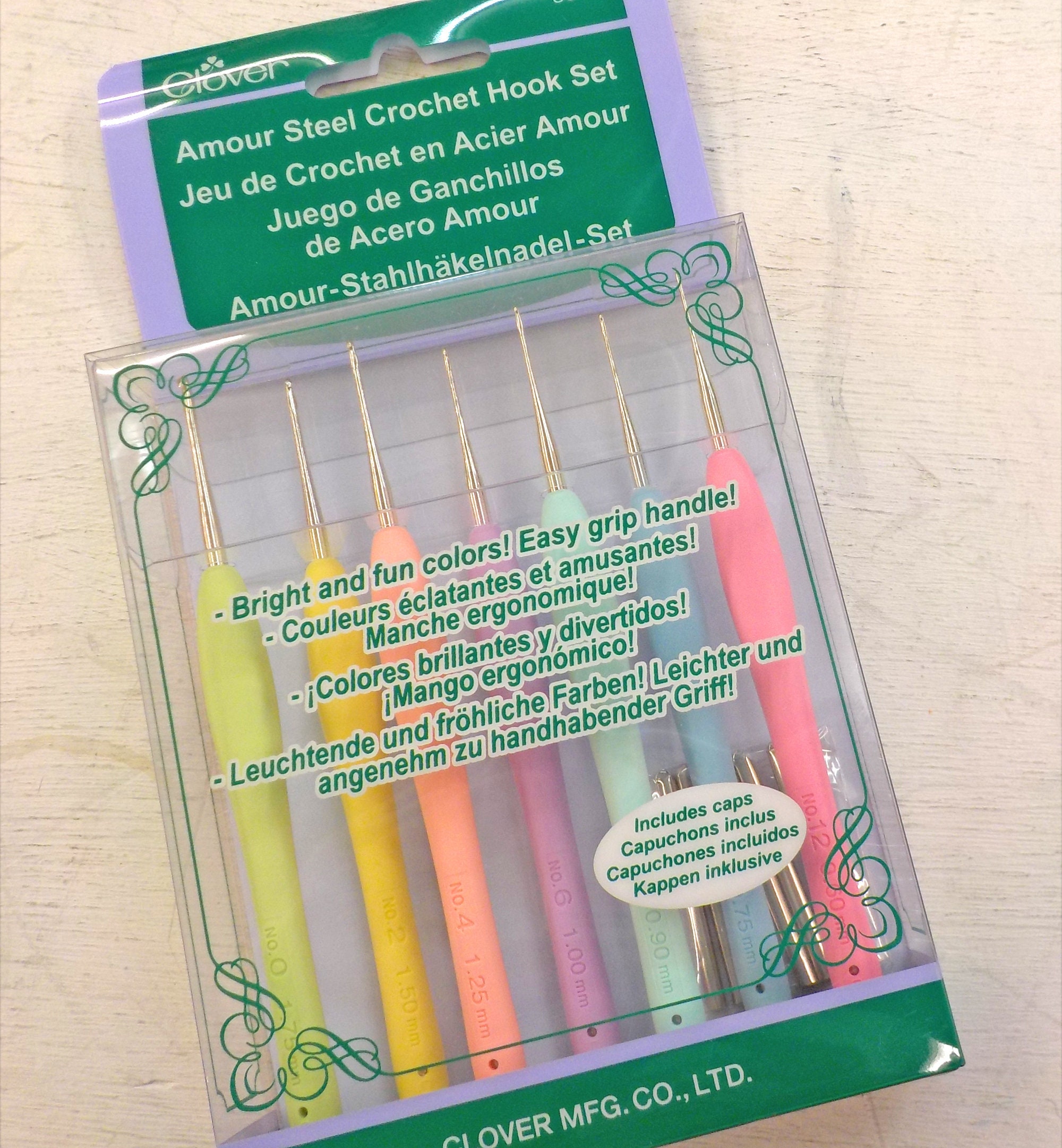 Clover Amour Steel - Set of 7 Crochet Hooks