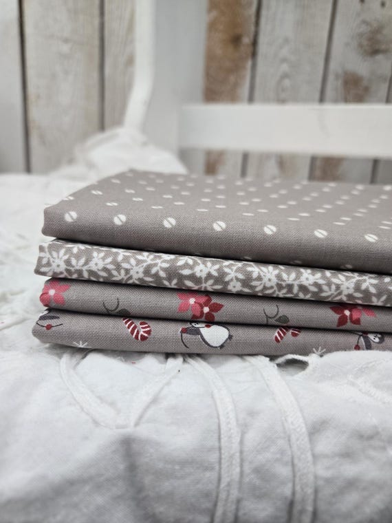 A Very Sweet Christmas...HALF Yard Grey bundle...Anne Sutton/Bunny Hill Designs...Moda Fabrics...4 prints