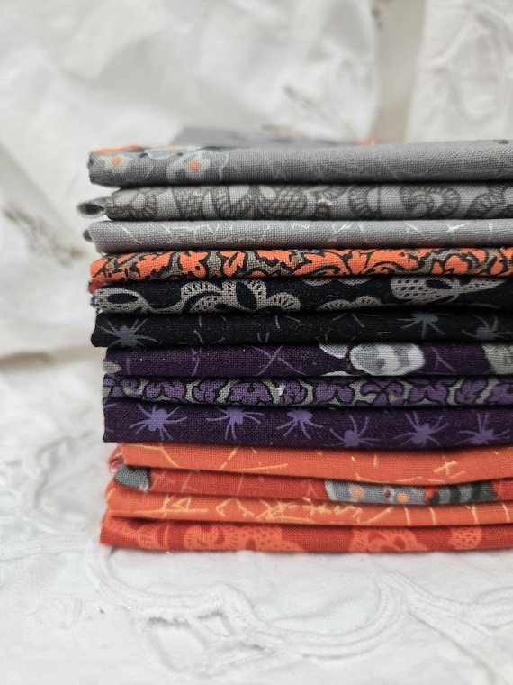 Web of Roses...FQ Bundle...Jera Brandvig...Quilting in the Rain...Maywood Studios