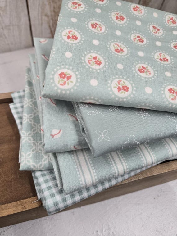 Sunbonnet...Dark Blue FQ bundle...Heather Briggs of My Sew Quilty Life...Moda Fabrics...6 prints
