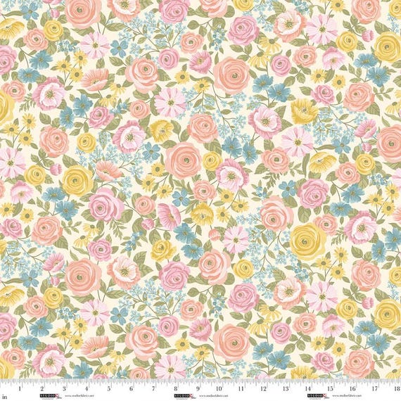 Layla...9010-01...Warm White...Chelsea Designworks...Studio e Fabrics