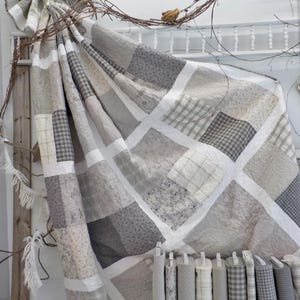 Beachy in Grey quilt kit...designed by Mickey Zimmer for Sweetwater Cotton Shoppe