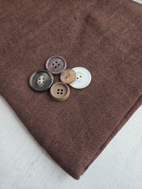 Weeks Dye Works, Almond Bar, 30ct, Fat Quarter, 100% linen, cross stitch linen