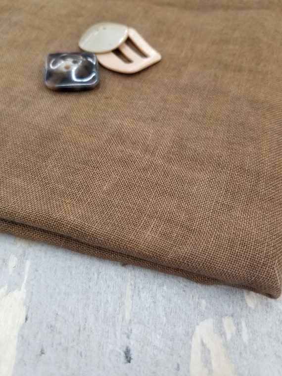 Weeks Dye Works, Chestnut, 35ct, Fat Quarter, 100% linen, cross stitch linen