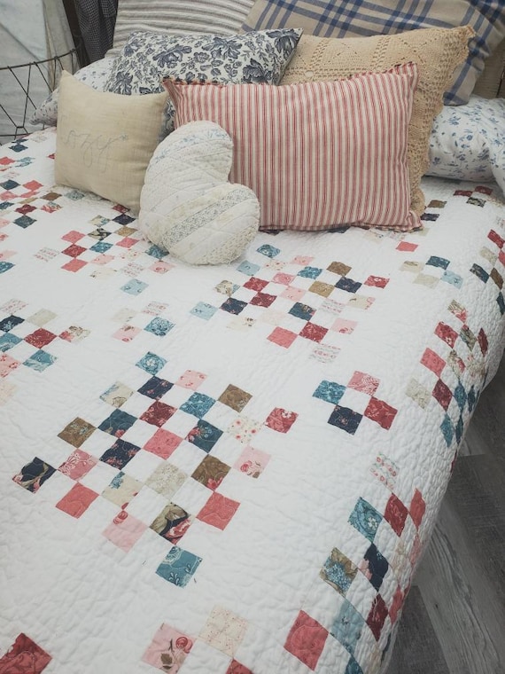 Lightkeepers Garden quilt KIT...designer Mickey Zimmer/Sweetwater Cotton Shoppe...Lighthouse...Laundry Basket Quilts