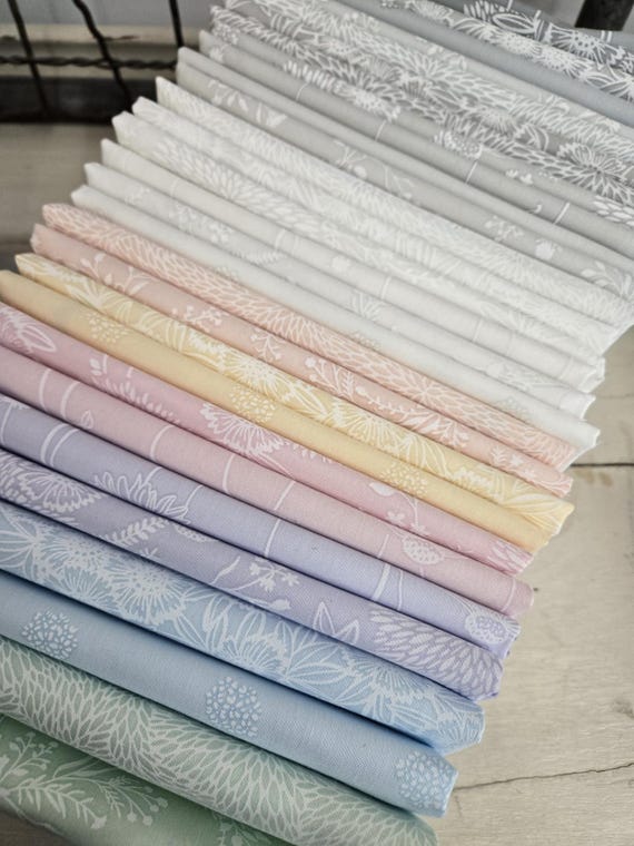 Alabaster Hues...FQ Bundle...Vanessa Lillrose & Linda Fitch...Robert Kaufman...30 prints