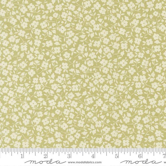 Sunbonnet...31766 18 pear...Heather Briggs of My Sew Quilty Life...Moda Fabrics