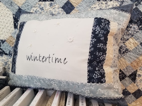 Wintertime pillow kit...designed by Mickey Zimmer featuring Cascade by 3 Sisters