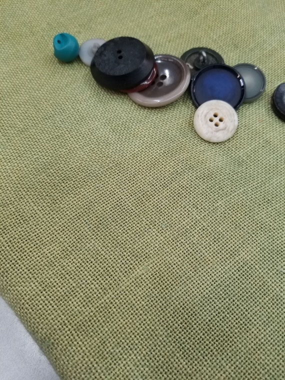 Weeks Dye Works, Guacamole, 20ct, Fat Quarter, 100% linen, cross stitch linen