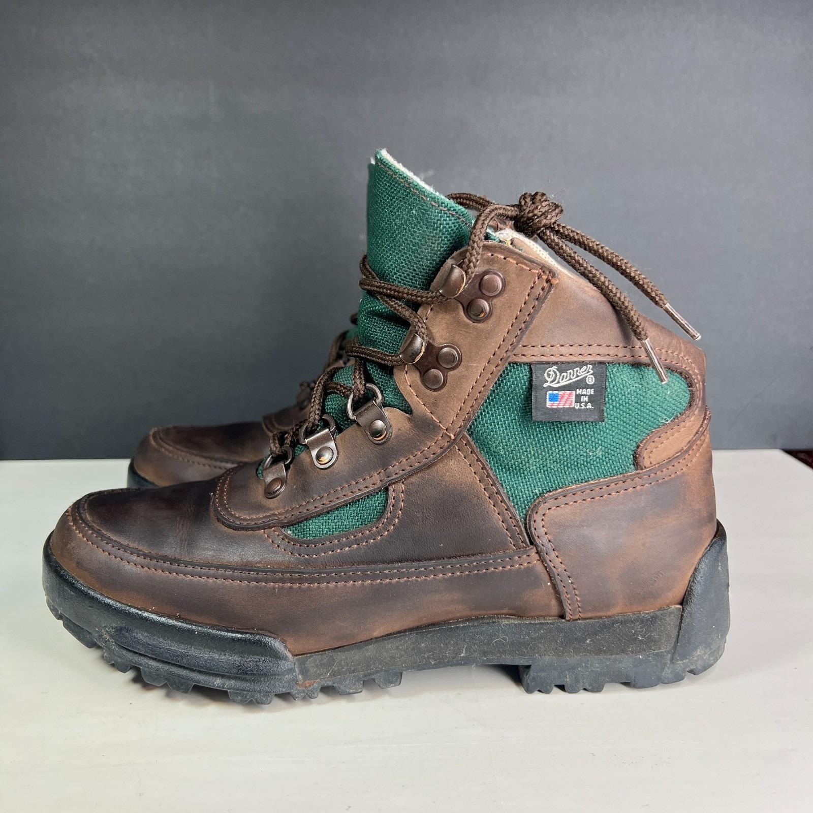 Vintage Camouflage Combat Boots Lace Up GORE-TEX Oil Resistant 7.5EE Made in USA Coleman Camo Thinsulate Boots Outdoor Oil | Mercari main image 3