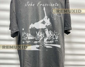Maglietta di John Frusciante, t-shirt del concerto di Frusciante, t-shirt rock effetto invecchiato, t-shirt musicale, t-shirt grafica rock retrò, t-shirt del tour di concerti RX170