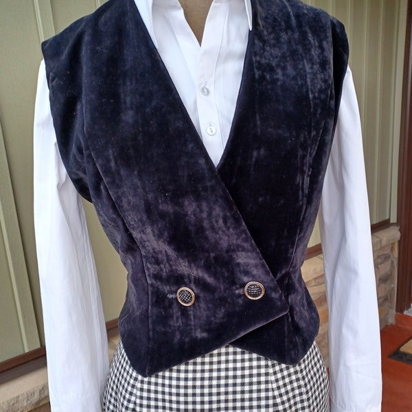 Black velvet vest fitted weskit dressy formal vest 1949 vintage reproduction size S