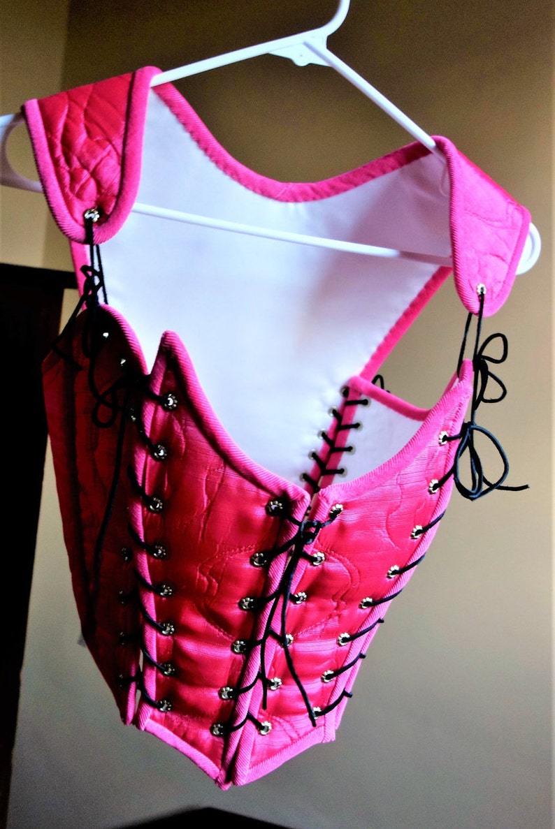 Medieval gothic corset lace up bodice bustier pink quilted renaissance faire harlot wench mistress lady pirate bodycon costume adjustable