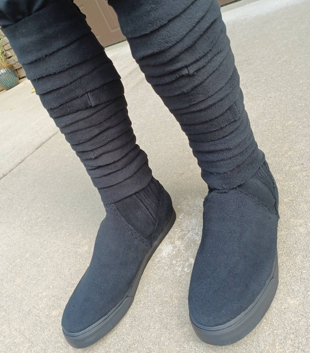 Toms vegan wrap boots top